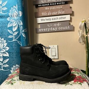 Timberland Triple Black Womens Boots Medium Width